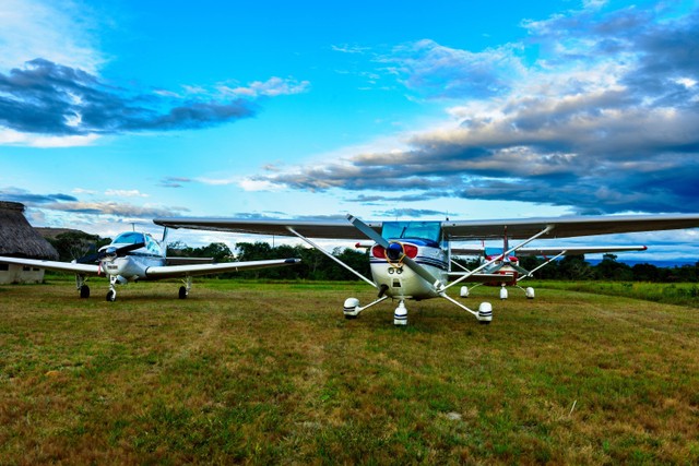Ilustrasi pesawat ringan. Foto: Shutterstock