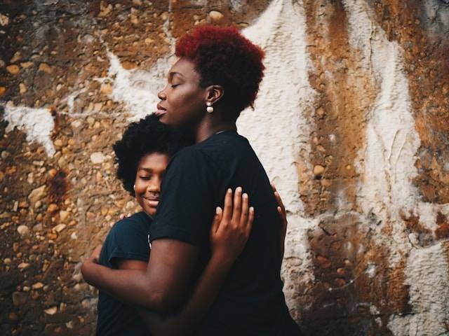 Ilustrasi Cara Membuat Orang Tua Tidak Marah Lagi. Foto: dok. Unsplash/Eye for Ebony