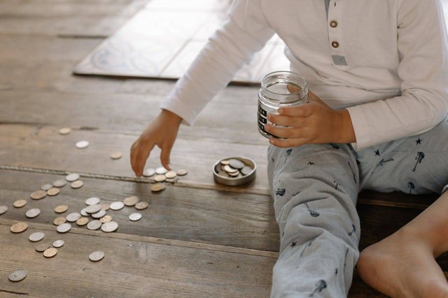 Ilustrasi produk perbankan yang paling memungkinkan dilakukan siswa. Foto: Pexels
