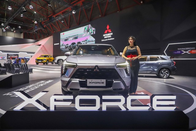 Mitsubishi X Force ditampilkan perdana di IIMS 2024, JIExpo, Kemayoran, Jakarta, Kamis (15/2). Foto: Iqbal Firdaus/kumparan