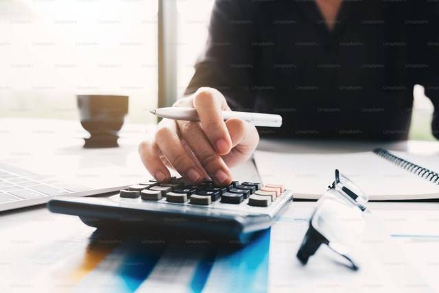 Ilustrasi jurusan perbankan syariah kerja apa. Foto: Shutterstock.