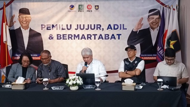 Konferensi pers Timnas AMIN di rumah perubahan, Jumat (16/2). Dok.  Foto: Thomas Bosco/kumparan