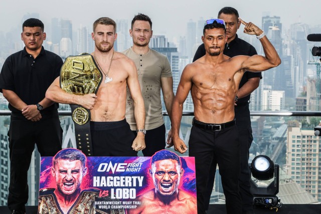 ONE Fight Night 19 akan menyajikan laga perebutan sabuk Juara Dunia Muay Thai antara sang juara bertahan, Jonathan Haggerty, melawan Felipe Lobo. Foto: ONE Championship