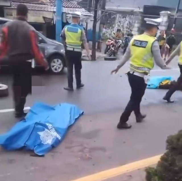 Suasana lokasi tabrak lari yang dialami pengemudi Ojol di Palembang, Foto : Istimewa