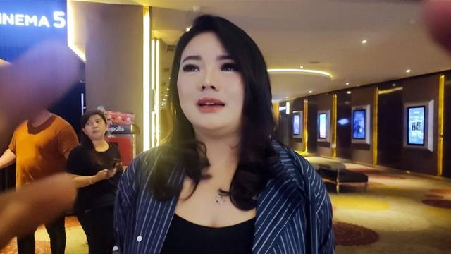 Hillary Brigitta Lasut, kini unggul jauh pada perolehan suara Caleg Dapil Sulawesi Utara.