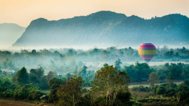 Jelaskan Keadaan Alam Laos, Sumber Unsplash Yosi Bitran