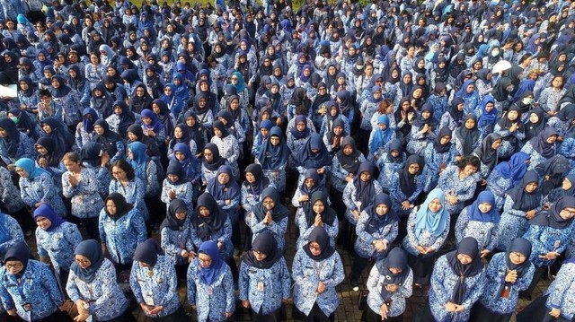 Ilustrasi kewajiban dan hak PNS. Foto: wibisono.ari/Shutterstock