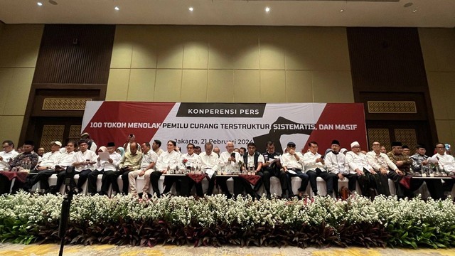 Konferensi pers 100 tokoh menolak pemilu curang, terstruktur, sistematis, dan masif di Hotel Sultan, Jakarta Pusat, Rabu (21/2/2024). Foto: Haya Syahira/kumparan