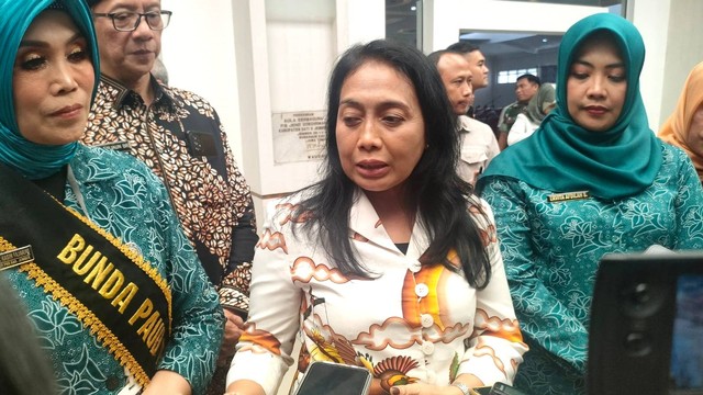 Menteri Pemberdayaan Perempuan dan Perlindungan Anak RI, I Gusti Ayu Bintang Darmawati, di Jember, Rabu (21/2/2024). Foto: Dok. Mili.id