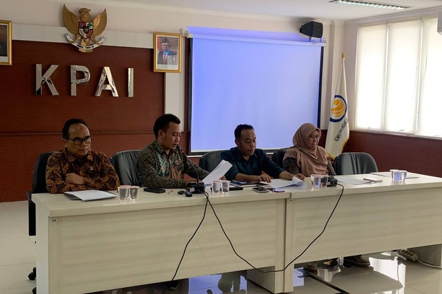 KPAI Beri 10 rekomendasi penanganan kasus perundungan di SMA Binus Internasional BSD Serpong, Kota Tangsel. Foto: Paulina Herasmaranindar/kumparan