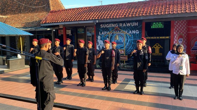 Apel Pergantian Tugas Jaga Narapidana Lapas Magelang Dilakukan oleh 13 Sipir