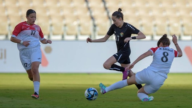 Pertandingan Timnas Wanita Yordania vs Palestina di Piala WAFF Wanita 2024. Foto: WAFF