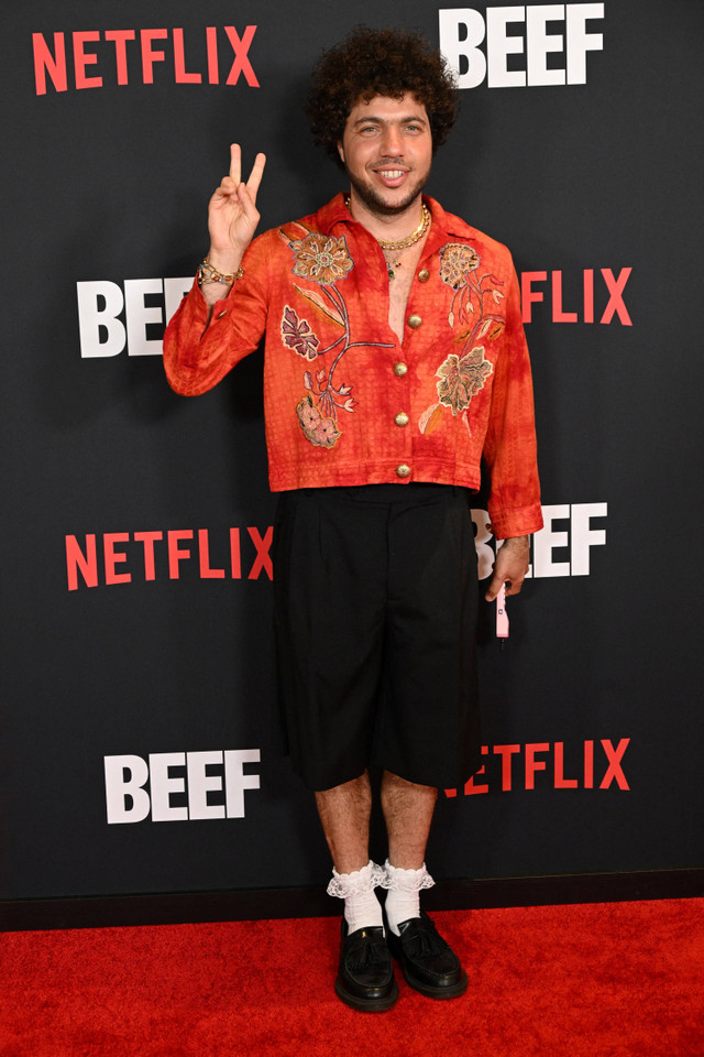 Produser rekaman Benny Blanco tiba untuk pemutaran perdana Netflix's Beef di Los Angeles di Tudum Screening Room di Los Angeles, California, pada 30 Maret 2023. Foto: Robyn Beck/AFP