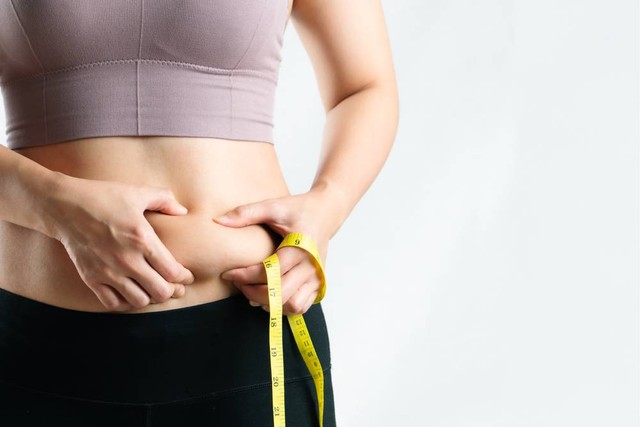 Ilustrasi lemak bandel di perut. Foto: Shutterstock
