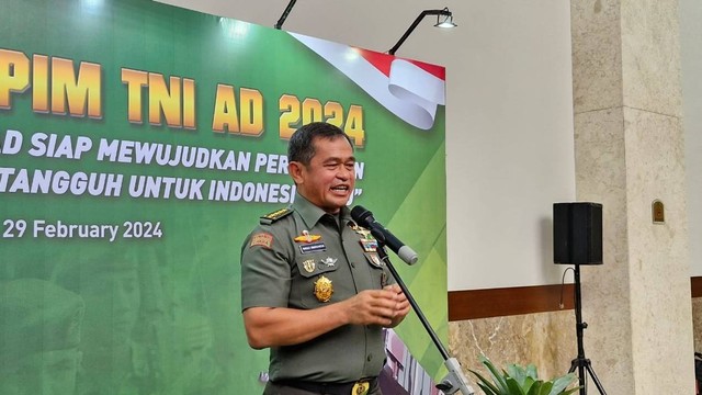 KSAD Maruli Simanjuntak di Rapim TNI AD yang digelar di Balai Kartini, Jakarta, Kamis (29/2/2024). Foto: Nadia Riso/kumparan
