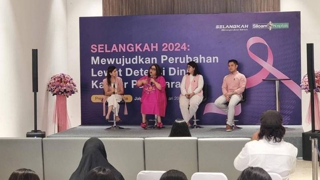 RS Siloam menggelar talkshow terkait program SELANGKAH (SEmangat LAwan KAnker). Foto: Dok. RS Siloam