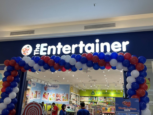 Peresmian toko mainan The Entertainer di Mall of Indonesia. Foto: Nabilla Fatiara/kumparan