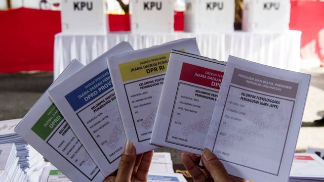 Ilustrasi Surat Suara Pemilu Pada Kontestasi Pemilu 2024. Foto: ANTARA FOTO/M Agung Rajasa