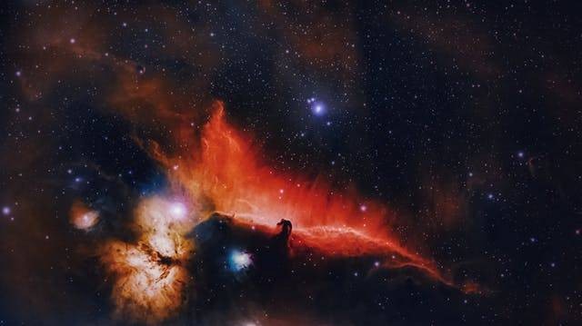 Ilustrasi sinar kosmik adalah. Sumber: Pexels/Scott Lord