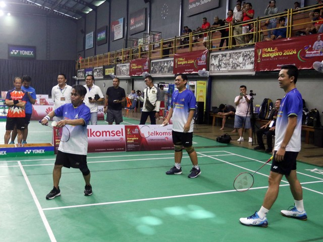 Piala BangBro Badminton Triple 2024 di Candra Wijaya International Badminton Centre, Serpong Utara, Tangerang Selatan, Banten, pada Sabtu (2/3/2024). Foto: PBSI