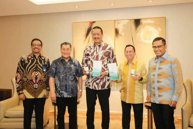 Garuda Indonesia dan APP Group dorong penurunan emisi karbon. Foto: Garuda Indonesia-APP Group.