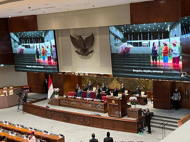 Rapat paripurna DPR RI pembukaan masa sidang ke IV tahun 2023/2024, Selasa (5/3). Foto: Haya Syahira/kumparan