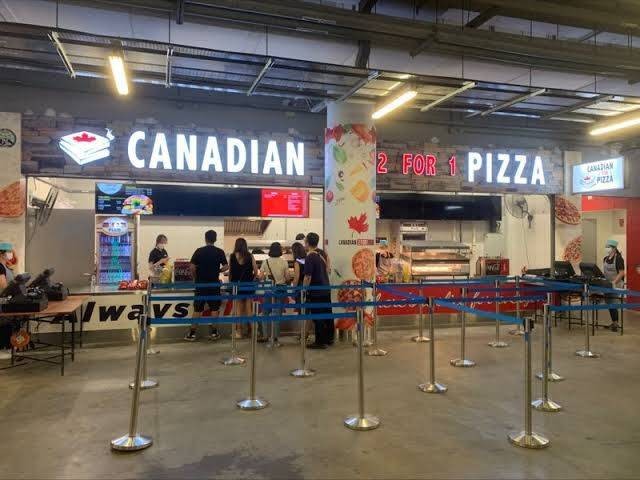 Gerai Canadian 2 for 1 Pizza. Foto: Dok. Istimewa