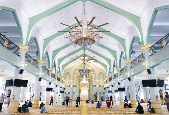 Sejarah Masjid Syuhada Yogyakarta. Foto hanya ilustrasi bukan tempat sebenarnya. Sumber foto: Unsplash.com/SR