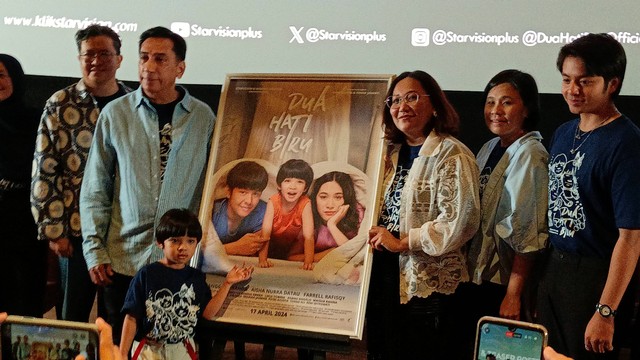 Konferensi pers perilisan poster dan trailer film Dua Hati Biru. Foto: Aprilandika Pratama/kumparan