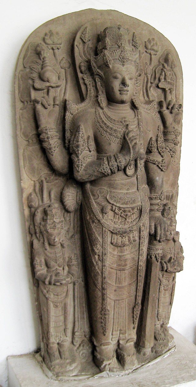 Arca Harihara penggambaran dewa jasad Raja Kertarajasa (Raden Wijaya), raja pertama Majapahit (Sumber : https://id.wikipedia.org)