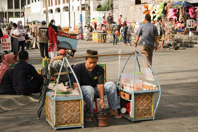 Tempat berburu takjil di Jakarta. Foto hanya ilustrasi, bukan tempat sebenarnya. Sumber: Pixabay/tresiahoban3.