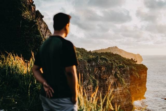 Pantai Widodaren. Foto hanyalah ilustrasi, bukan tempat sebenarnya. Sumber: Unsplash/Mohammed Ricky