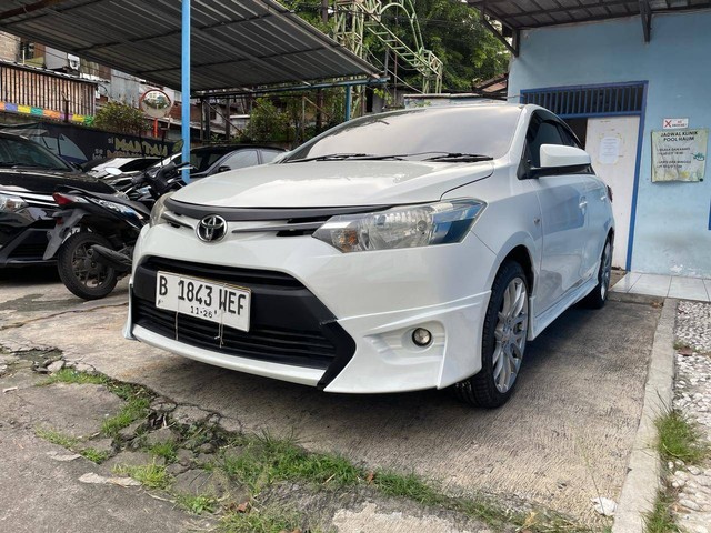 Modifikasi mobil bekas eks taksi Blue Bird. Foto: Sena Pratama/kumparan