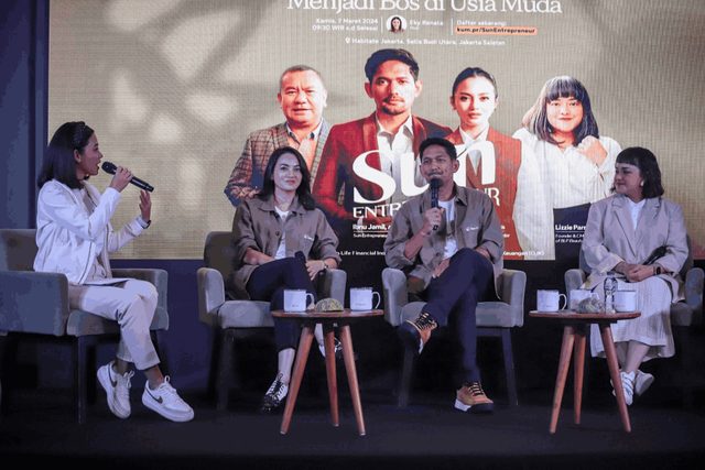 Coffee Chit-chat Sun Life bersama Ririn Ekawati, Ibnu Jamil, dan Lizzie Parra. Foto: Jamal Ramadhan/kumparan