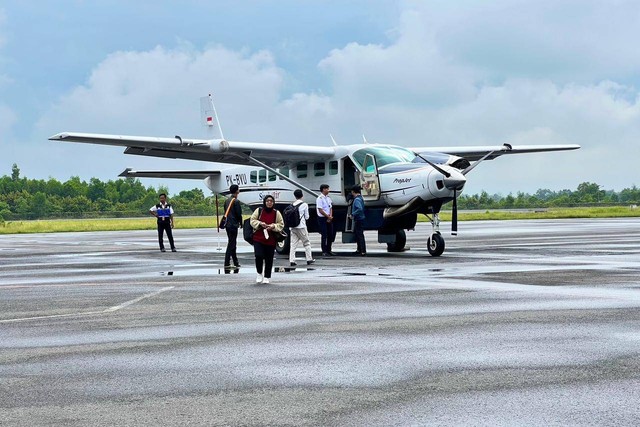 Pesawat Cessna 208 Grand Caravan milik Susi Air | Foto: Roza Hariqo / Lampung Geh