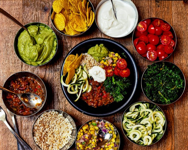 Restoran Vegetarian di Denpasar. Foto Hanya Ilustrasi, Bukan Tempat Sebenarnya. Sumber Unsplash Frames for Your Heart