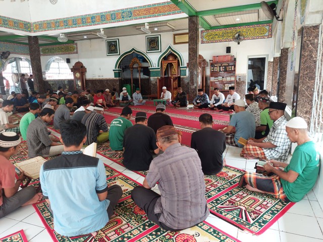 Harmoni Ramadhan: Surat Yasin Menggema di Lapas Palembang