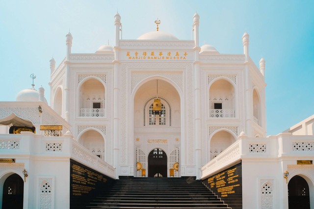 Ilustrasi untuk Cara Wirid yang Benar. Sumber: Unsplash/Mosquegrapher