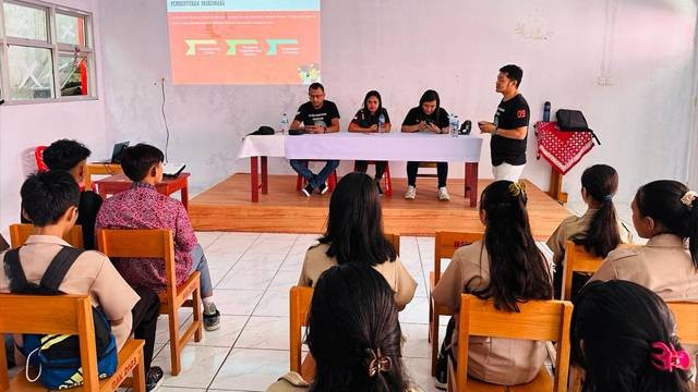 Sosialisasi yang digelar panitia seleksi Paskibraka 2024 Kabupaten Sitaro di salah satu sekolah.