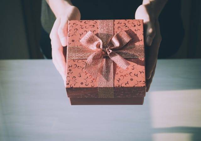 Hukum hadiah adalah. Sumber: pexels.com