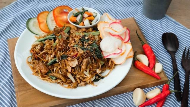 Bakmi Jawa di Yogyakarta. Foto hanyalah ilustrasi, bukan tempat yang sebenarnya. Sumber: Unsplash/R Eris Prayatama