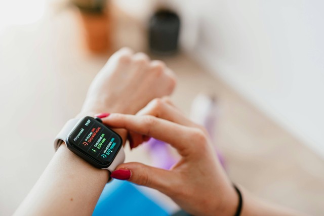 Ilustrasi smartwatch Samsung murah. Foto: Pexels.com