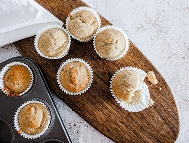 Ilustrasi Kue Batang Buruk. Foto: dok. Unsplash/Manny NB