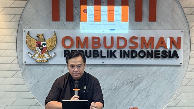 Anggota Ombudsman Yeka Hendra Fatika di Kantor Ombudsman RI, Jakarta pada Jumat (22/3/2024). Foto: Widya Islamiati/kumparan