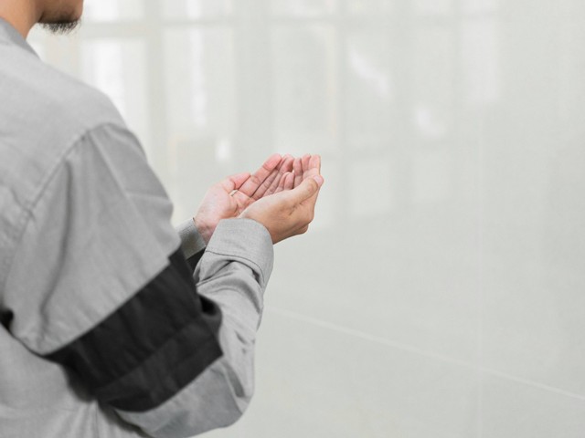 Ilustrasi Doa Selamat di Perjalanan. Sumber: Unsplash/Masjid Pogung Dalangan