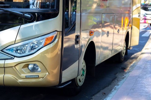 Foto Hanya Ilustrasi Bus Trans Jogja, Bukan Tempat Sebenarnya              Sumber Unsplash/Hobi industri