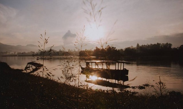 Wisata dekat Stasiun Padalarang. Foto hanyalah ilustrasi bukan tempat sebenarnya. Sumber: Unsplash/Muhammad Ruqi Yaddin