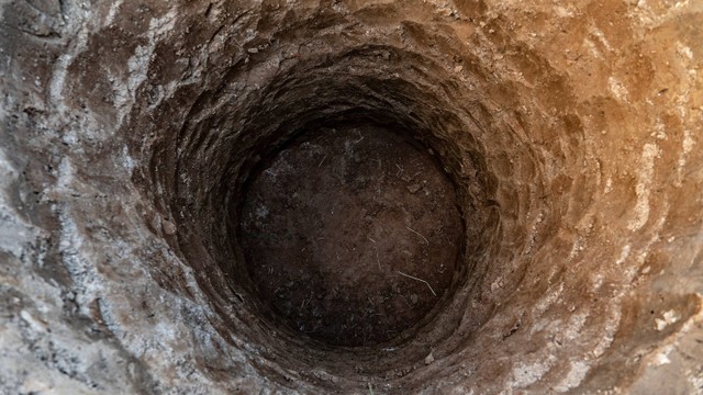 Ilustrasi lubang galian. Foto: Shutterstock
