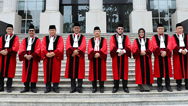 9 Hakim Mahkamah Konstitusi. Foto: Dok. Mahkamah Konstitusi