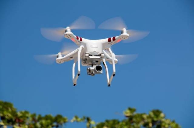 Ilustrasi memilih drone untuk pemula, sumber foto: Inmortal Producciones by pexels.com